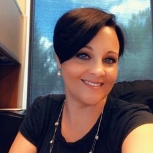 Meet your Posher, Victoria